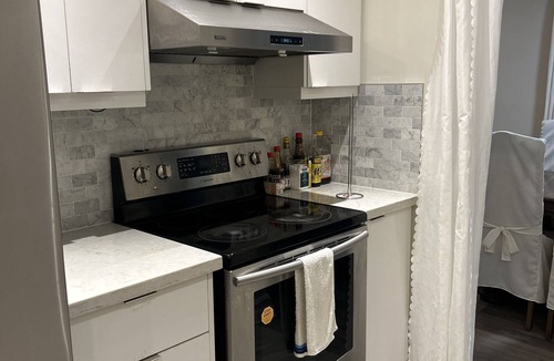 The Peanut House | Cozy house with 3 Bedrooms for your travel! Leslie St& Finch Ave, close Seneca