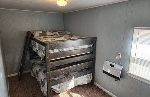 Isle Cabin | Cozy Isle Cabin
