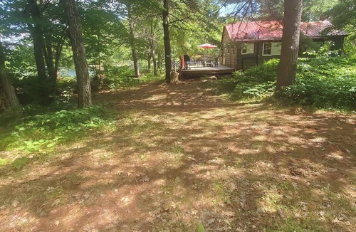 Havelock-Belmont-Methuen Cabin | Cozy Lakeside Cabin on Kasshabog Lake, Pets Welcome!