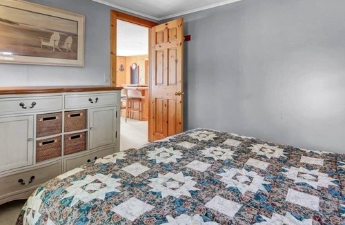 Hillman House | Cozy lake home, fishing and recreational land for all your favorite activities!