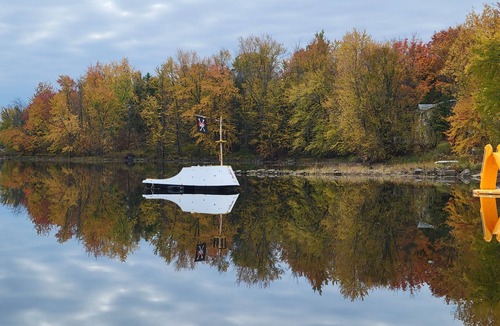 Tweed Resort | Cozy Lakeside Cottages, Boat, Kayak&SUP Rentals, and Pet-Friendly Accommodations