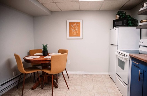 Timmins Apartment | Cozy New Apt w Dishwasher - DISCOUNTS for 2+weeks