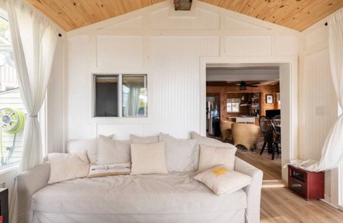 Hastings Cottage | Cozy oasis by the Trent River/Rice Lake