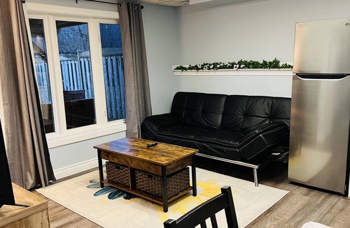 London Apartment | Cozy & Private 1 Bedroom Studio