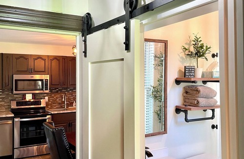 Shakespeare Apartment | Cozy Private Stay | Stratford 10min