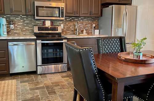 Shakespeare Apartment | Cozy Private Stay | Stratford 10min