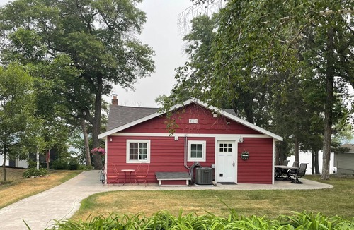 Clear Lake House | Cozy red cabin on Briggs Lake Chain w/boat house