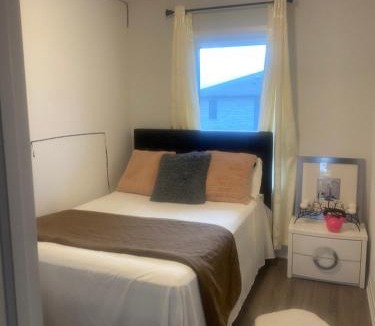 Cambridge House | Cozy room