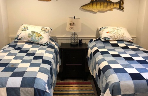 Richwood Cabin | Cozy & Spacious Timber Frame Cabin - Middle Cormorant Lake