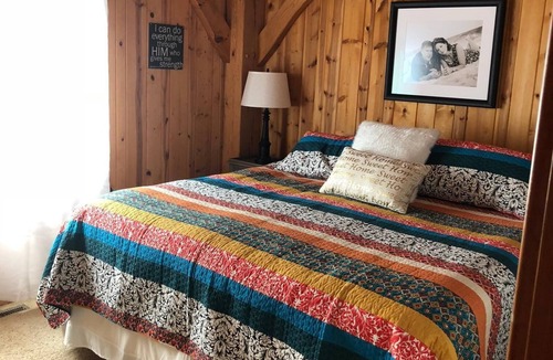 Richwood Cabin | Cozy & Spacious Timber Frame Cabin - Middle Cormorant Lake