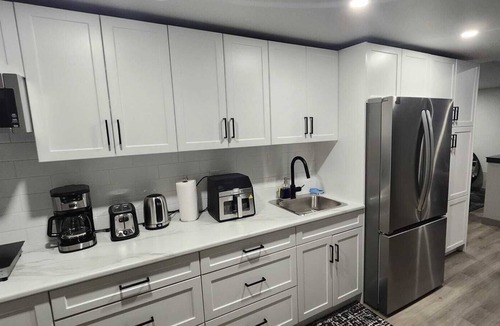 Fort Gary Apartment | Cozy & Stylish 2BR Apartment