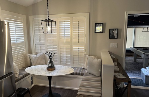 Huntsville Ski Chalet | Cozy, stylish 4-season chalet with private beach access and walk to skiing!
