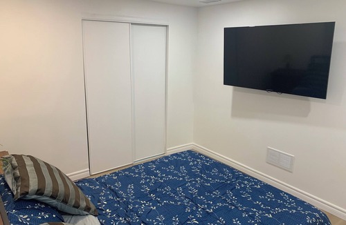 Ajax Apartment | Cozy Suite-Close to Pickering Casino Resort, dog parks, and waterfront Trail