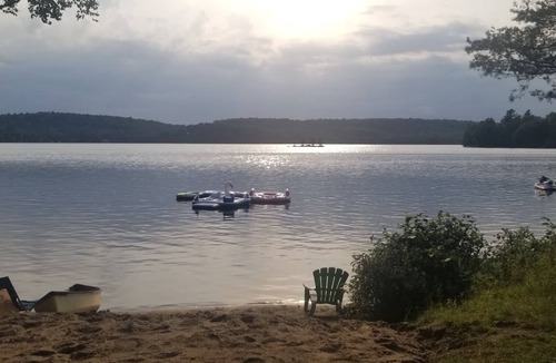Novar Cottage | Cozy Sunset Cabin located lakeside in family friendly campground