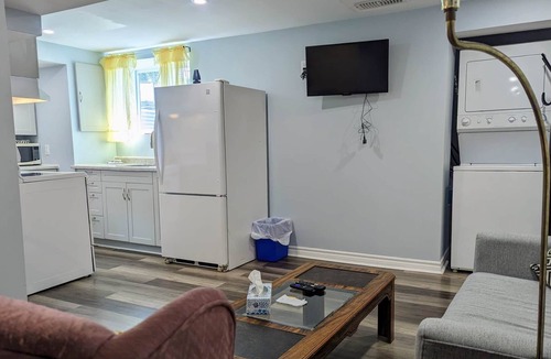 Algoma District House | Cozy Unit 2BD+2BTH 5 mins to Lake - [Hem]