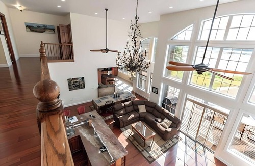 Rideau Lakes Cottage | Crown Jewel of Lower Beverly Lake-The luxurious private and spacious lake house