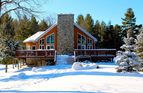 Stone Mills House | Custom Beaver Lake Cottage