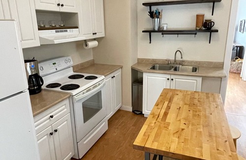 Thunder Bay House | Cute 2 bedroom home, great for work, family or friends.