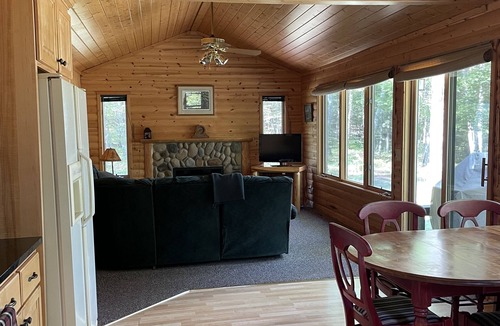 Crosslake Cabin | Cute and Cozy Up North Log Cabin