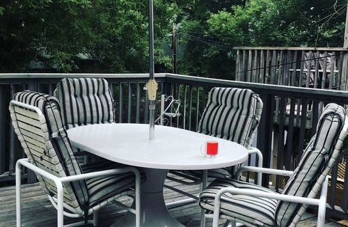 Riverdale House | Cute family house w multiple sundecks, surrounded by parks, pools, tennis courts