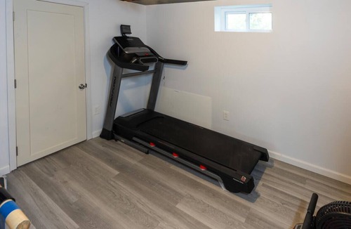 Edina House | Darling cozy house for rental over the holidays!