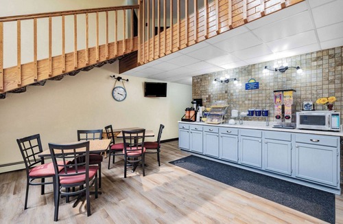 Monticello Hotel | Days Inn by Wyndham Monticello