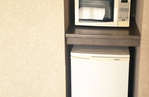 Ottawa Division Hotel | Days Inn by Wyndham Ottawa Airport