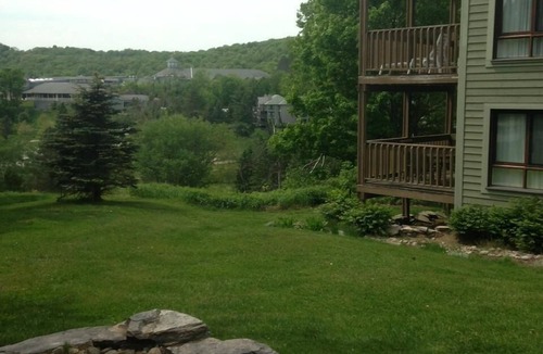 Huntsville Condo | Deerhurst - Private 2 bedroom condo
