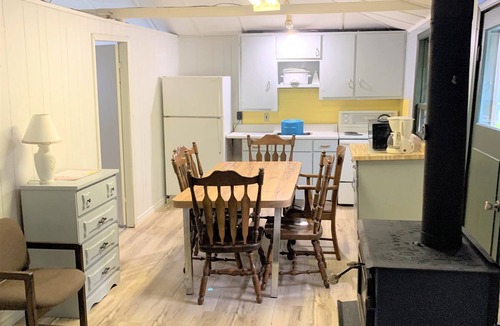 South Bruce Peninsula Cabin | Deluxe Beachfront Villa 3 Bedroom, sleeps 10