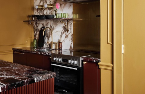 Stratford Hotel | Designed for a group of friends, sisters, family or even two couples.