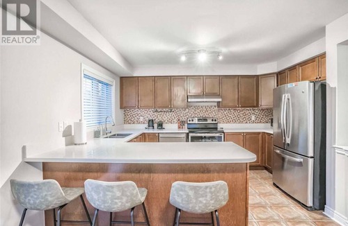 Central Erin Mills House | ★Designer 4BR Executive Townhome w/Parking
