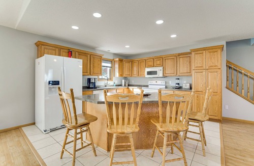 Detroit Lakes House | Detroit Lakes Home: Walk to Marina!