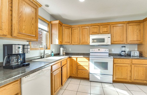 Detroit Lakes House | Detroit Lakes Home: Walk to Marina!