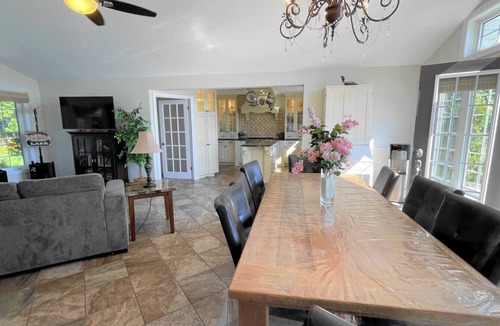 Head Lake House | Discover Tranquility and Adventure at Head Lake
