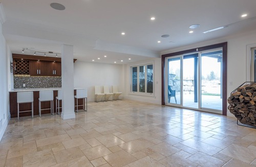 Trent Lakes House | Discover Tranquility: Luxurious 7-Bedroom Lakeside Resort Home in Kawartha