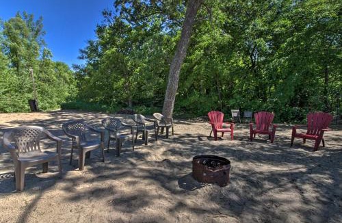 Alexandria House | Dock, Hot Tub & Game Room: Luxe Lake Latoka Home
