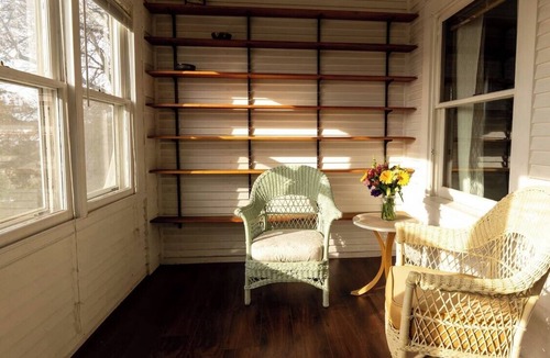 Almelund House | Dogs O.K Historic River Home: 6 Beds, 4 Bedrooms, 10 People,