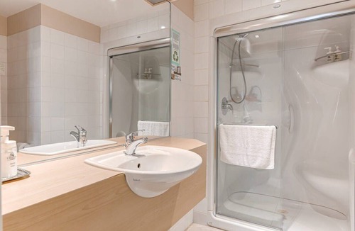 Vieux-Quebec-Cap-Blanc-colline Parlementaire Hotel | Double Room #5