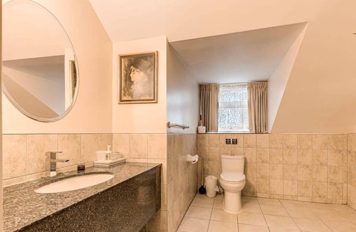 Vieux-Quebec-Cap-Blanc-colline Parlementaire Hotel | Double Room #5