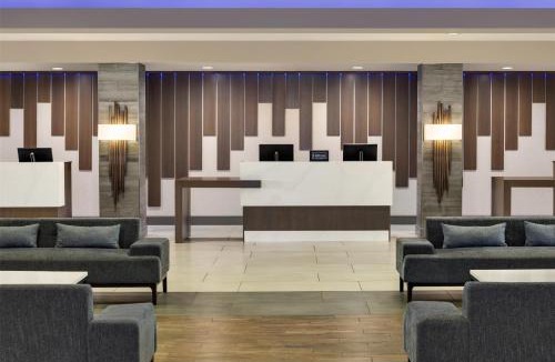 Bloomington Hotel | DoubleTree by Hilton Bloomington Minneapolis South