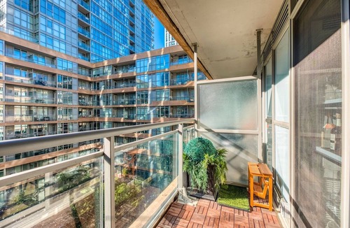 CityPlace Condo | Downtown 2 bedroom Gem with Free Parking