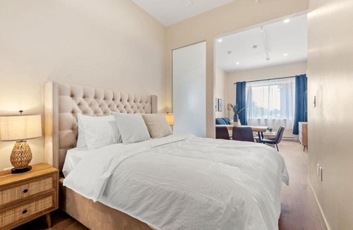 Gay Village Apartment | Downtown 2BR Suite