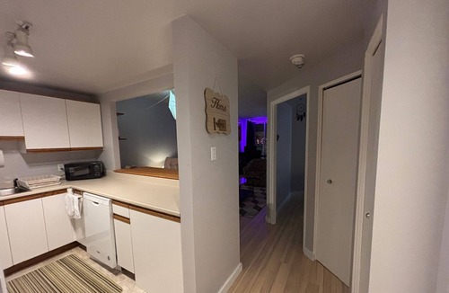 South End Apartment | Downtown Retreat – Studio + included parking
