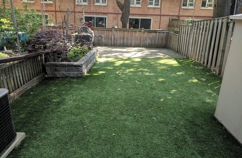 Old Town House | Downtown Townhouse prime location