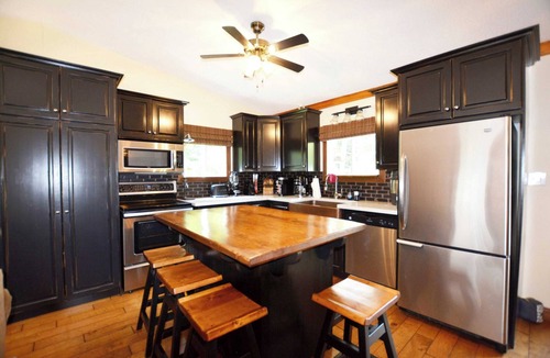Bracebridge House | Drift Away Summary: G