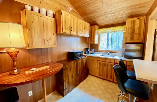 Douro-Dummer Cottage | Eagle Mt. Island Paradise on Stoney Lake