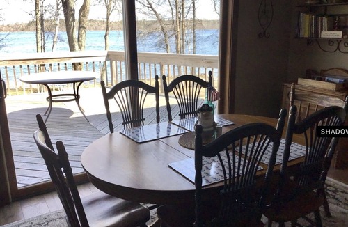 Remer House | Eagle’s View on Mabel Lake!