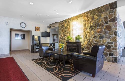 Sudbury Hotel | Econo Lodge