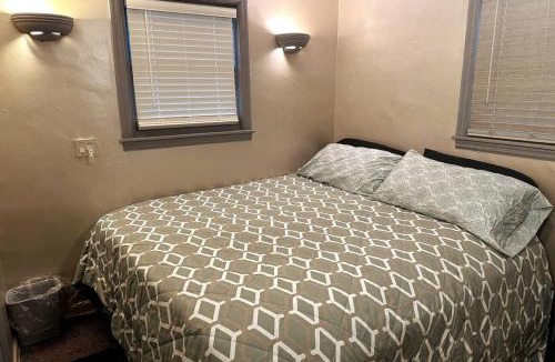 Moorhead Apartment | Economy 3 beds