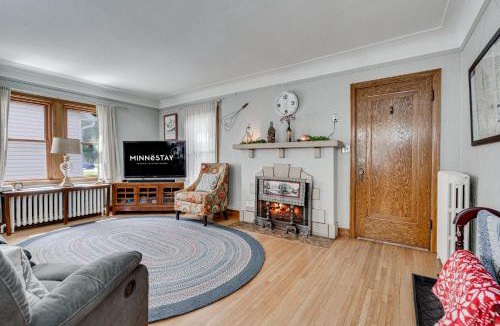 Fulton House | Edina Escape